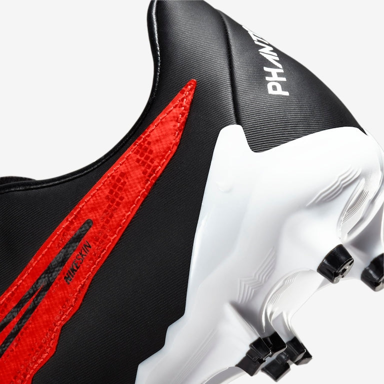 Chuteira Nike Phantom GX Academy Campo