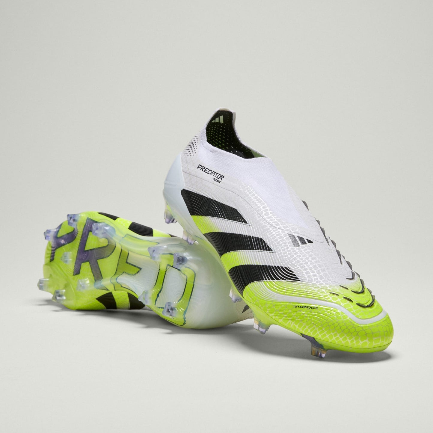 Chuteira Adidas Sem Cadarços Predator Elite Campo