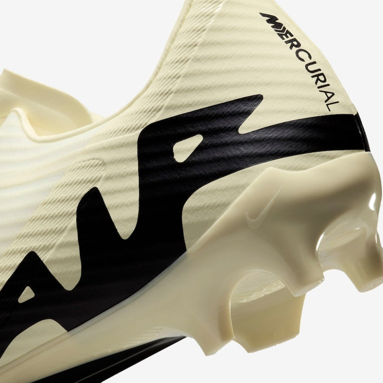 Chuteira Nike Zoom Mercurial Vapor 15 Academy Campo