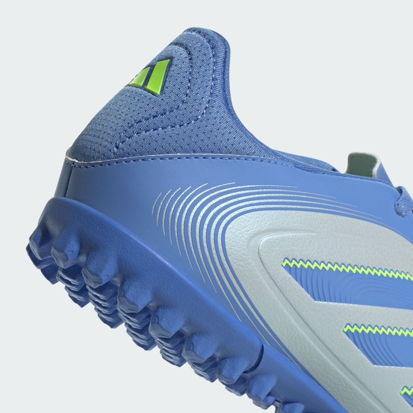 Chuteira Adidas Copa Pure 3 Club Society