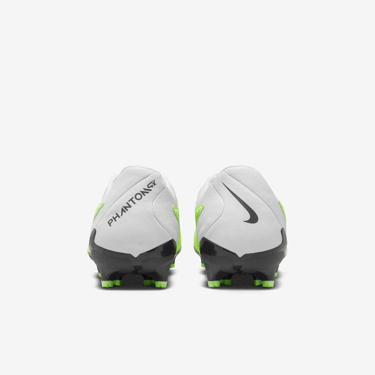 Chuteira Nike Phantom GX Academy Campo