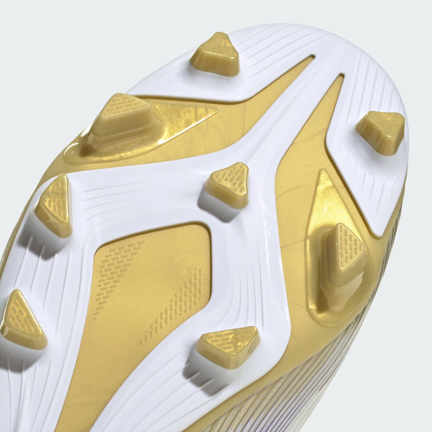 Chuteira Adidas F50 Club Firm/Multi-Ground Campo
