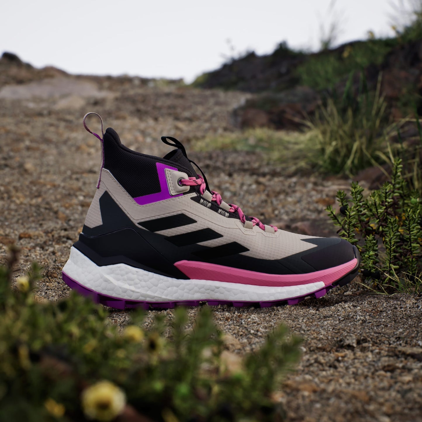 Tênis Adidas Trilha Terrex Free Hiker 2.0 Gore-Tex Feminino