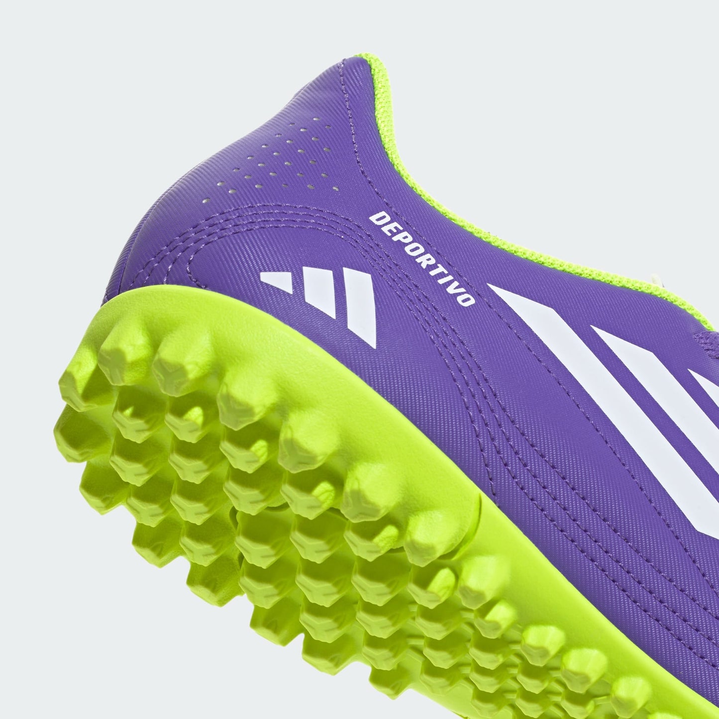 Chuteiras Adidas Deportivo III Society