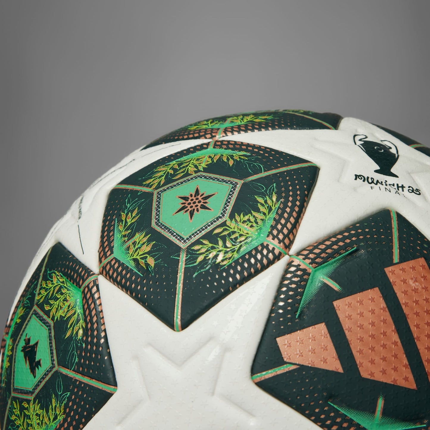 Bola Adidas Eliminatórias UCL Pro 24/25