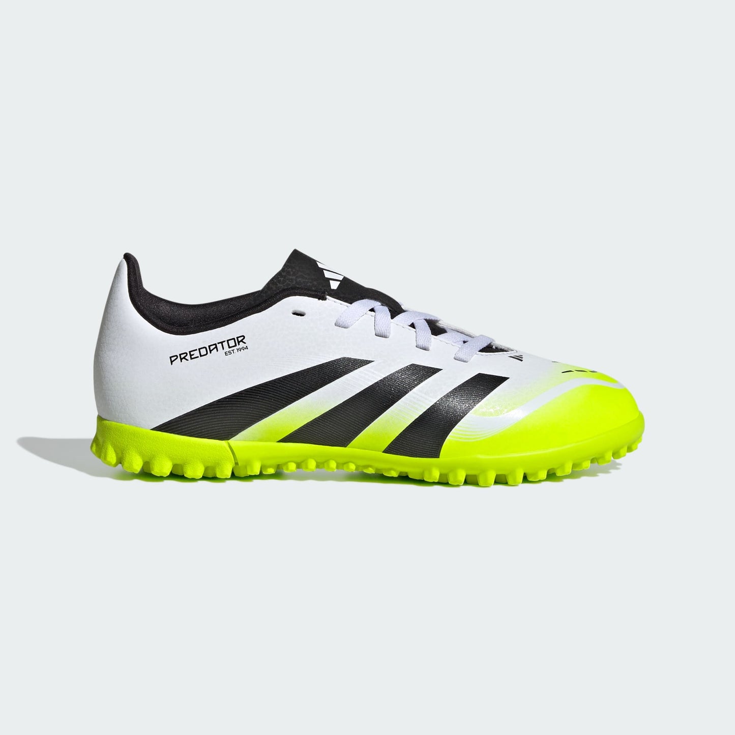 Chuteira Adidas Predator Club Infantil Society