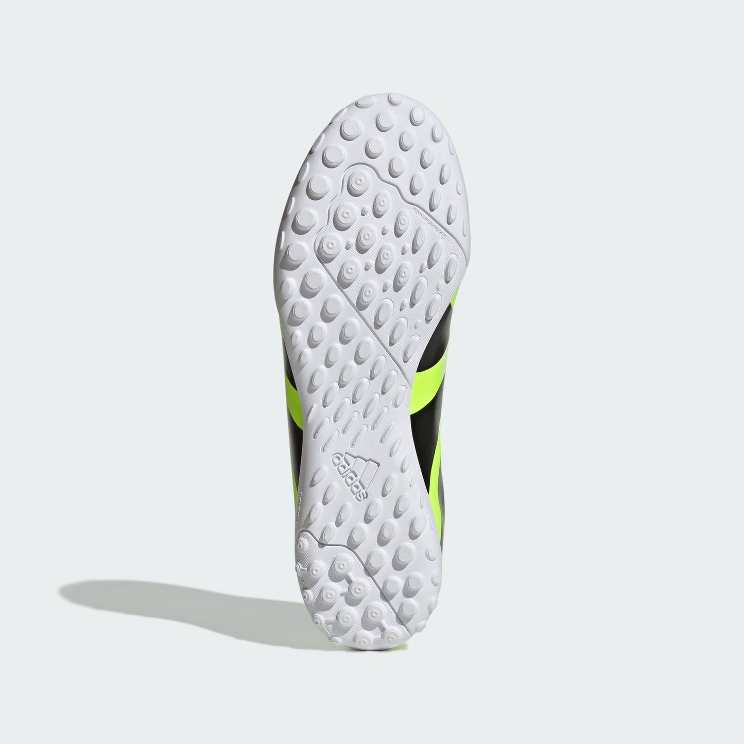 Chuteira Adidas Predator 25 Essentials Society