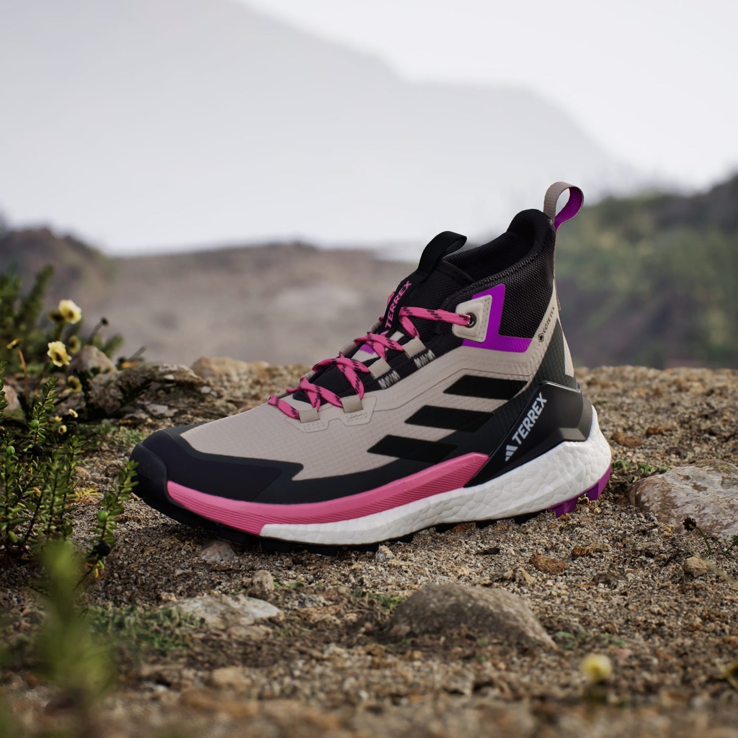 Tênis Adidas Trilha Terrex Free Hiker 2.0 Gore-Tex Feminino