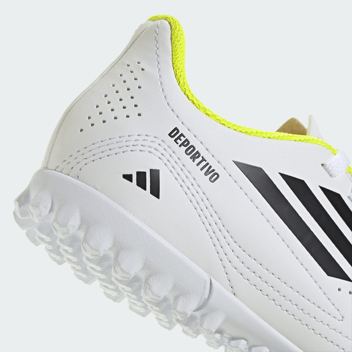 Chuteira Adidas Deportivo III Turf Infantil Society