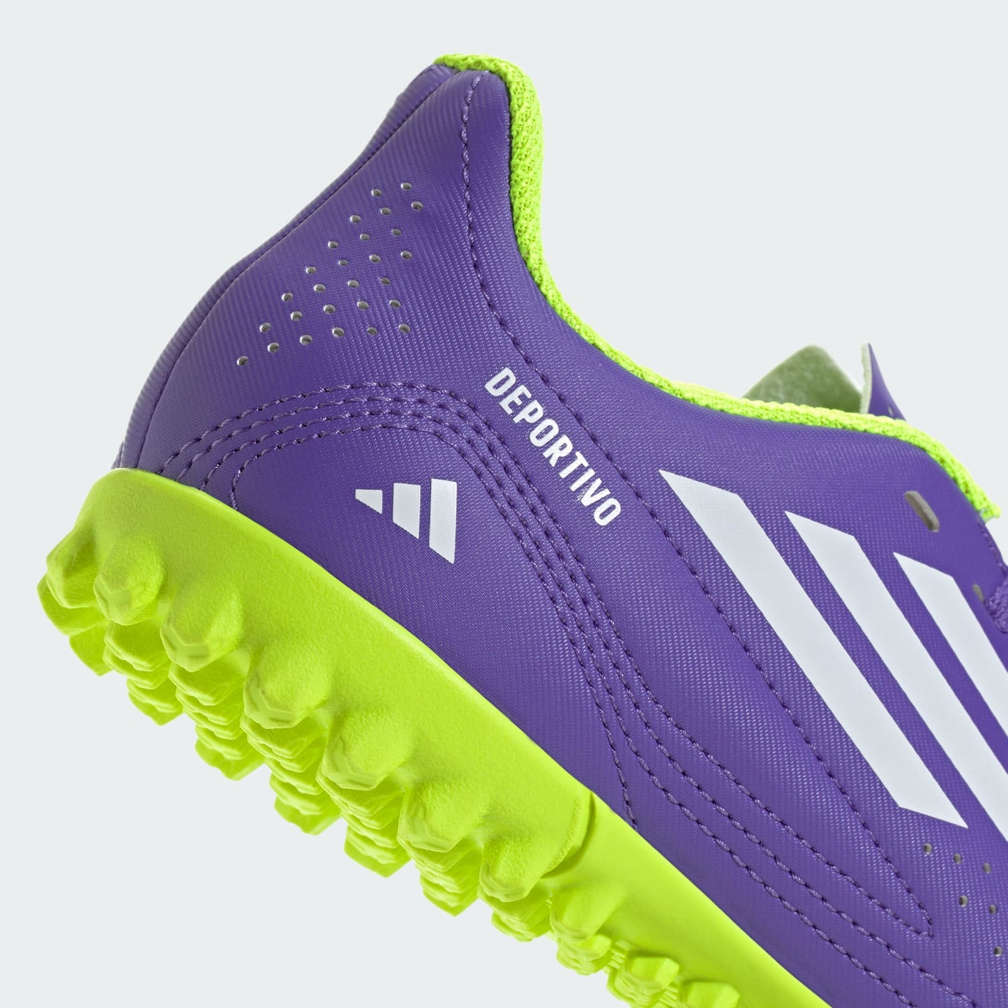 Chuteira Adidas Deportivo III Turf Infantil Society