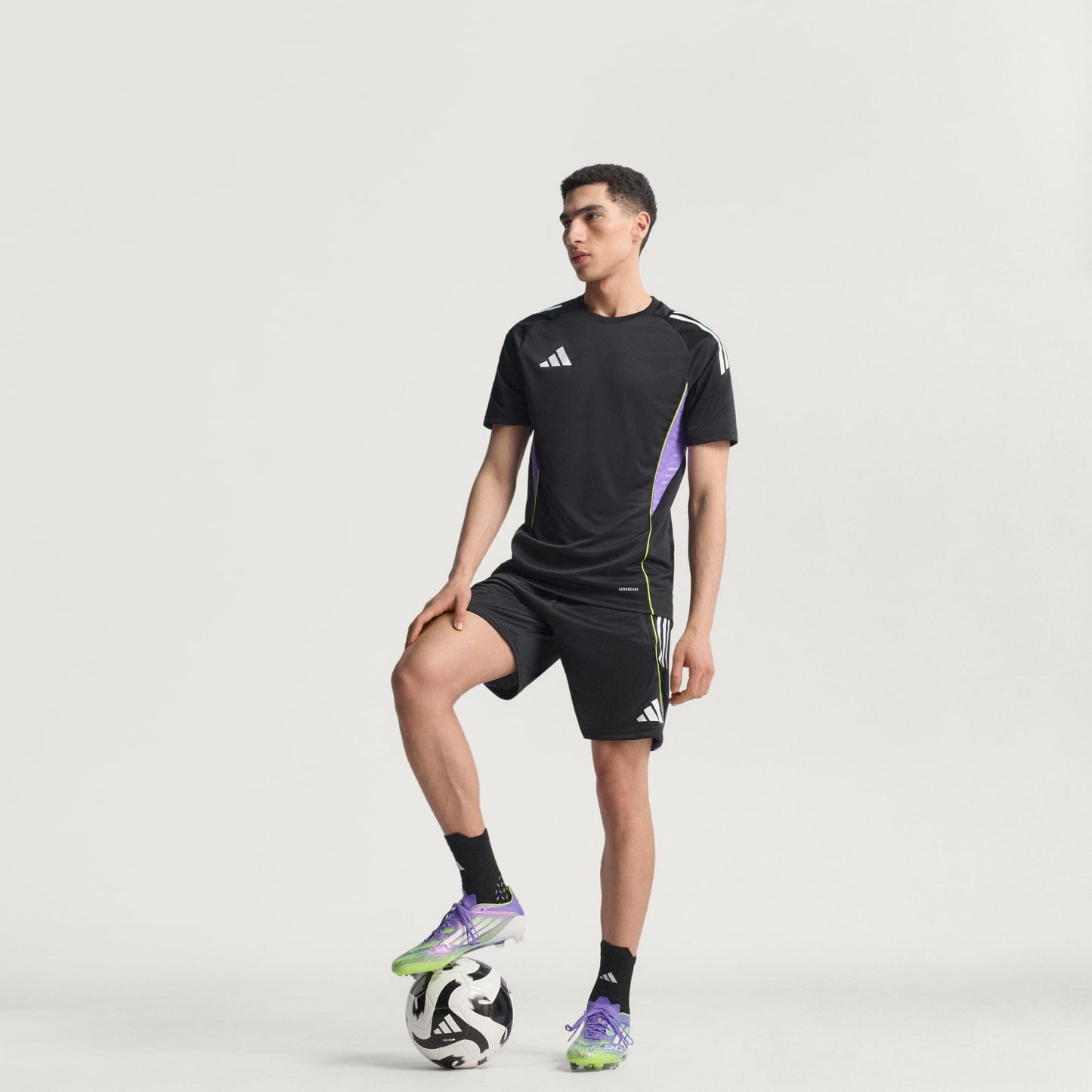Chuteira Adidas F50 Elite Campo