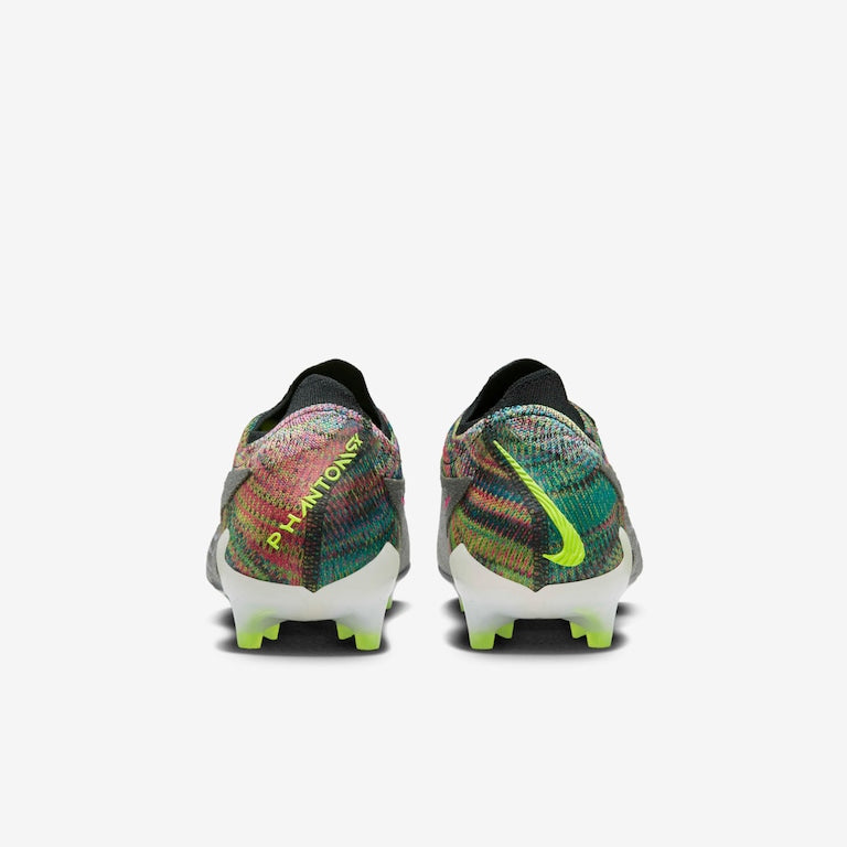 Chuteira Nike Phantom GX Elite Fusion Campo