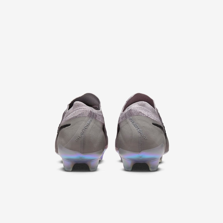 Chuteira Nike Phantom GX II Elite Campo