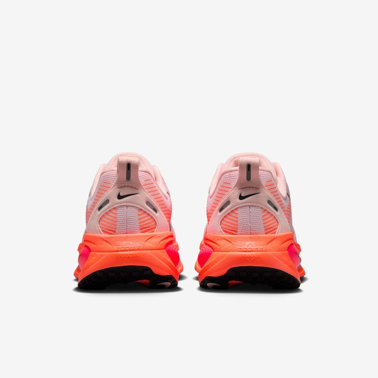 Tênis Nike Vomero 18 Feminino