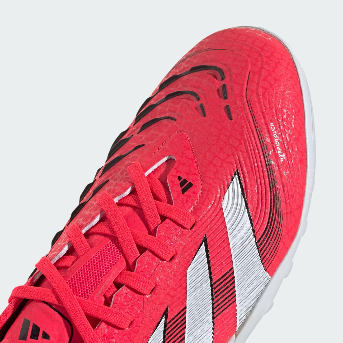 Chuteira Adidas Predator Pro Society