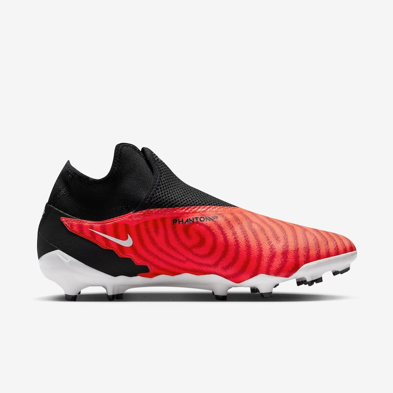 Chuteira Nike Phantom GX Pro Dynamic Fit Campo