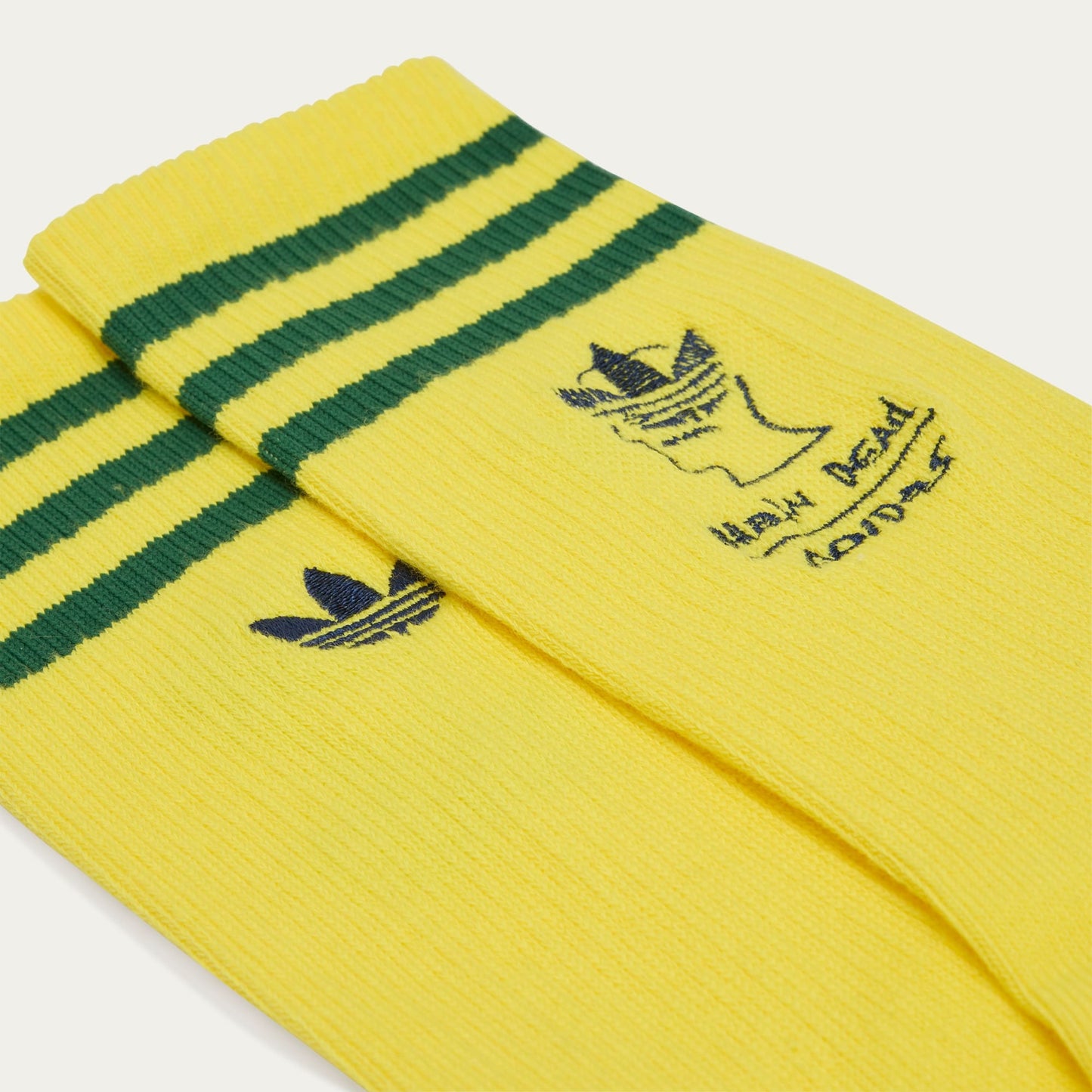 Meias Adidas Brain Dead
