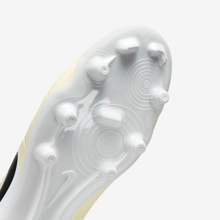 Chuteira Nike Tiempo 10 Club Campo