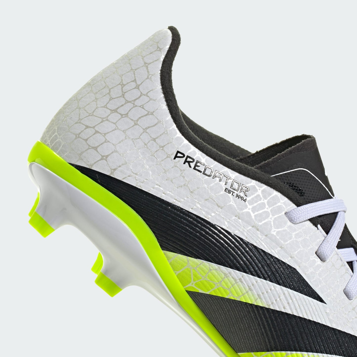 Chuteira Adidas Predator League Firm/Multi-Ground Infantil Campo