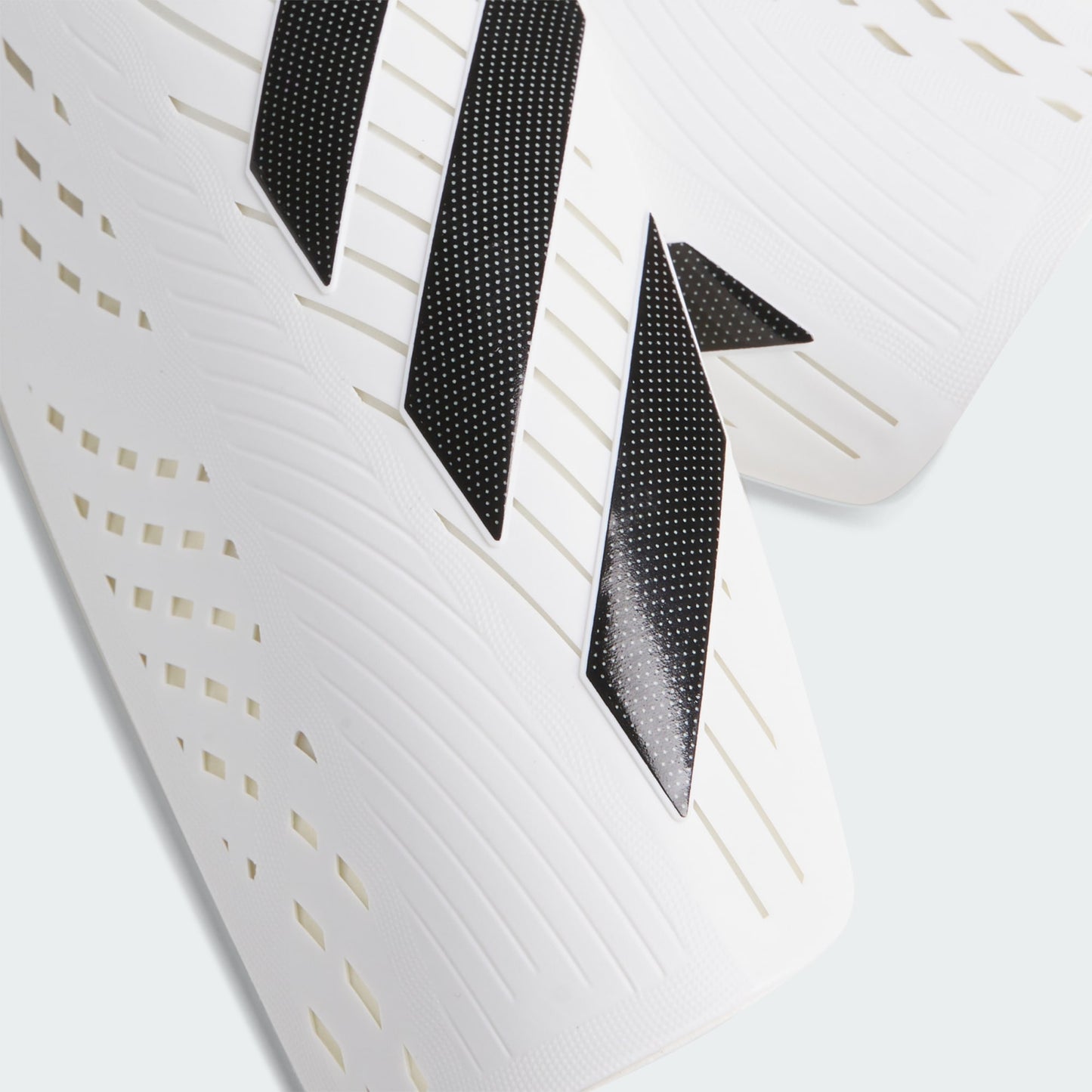 Caneleiras Adidas Tiro SG Club Unissex