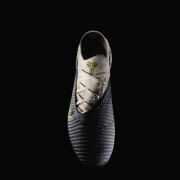 Nike Phantom 6 “Black Mamba" + Cortesia Runas -- 1 Meia Antiderrapante + Mochila Bag