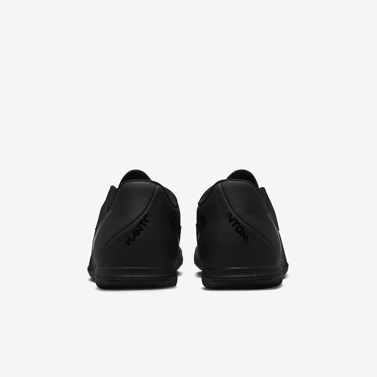 Chuteira Nike Phantom GX II Club Futsal