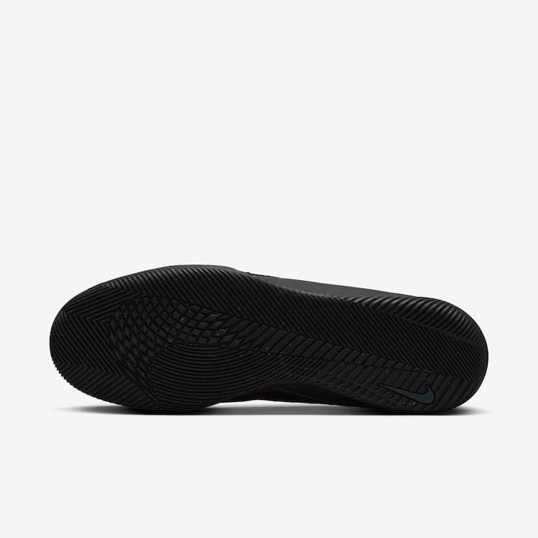 Chuteira Nike Phantom GX II Club Futsal