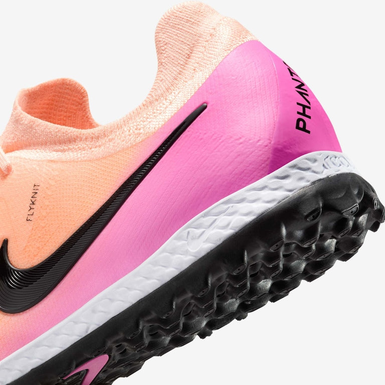 Chuteira Nike Phantom React GX II Pro Society