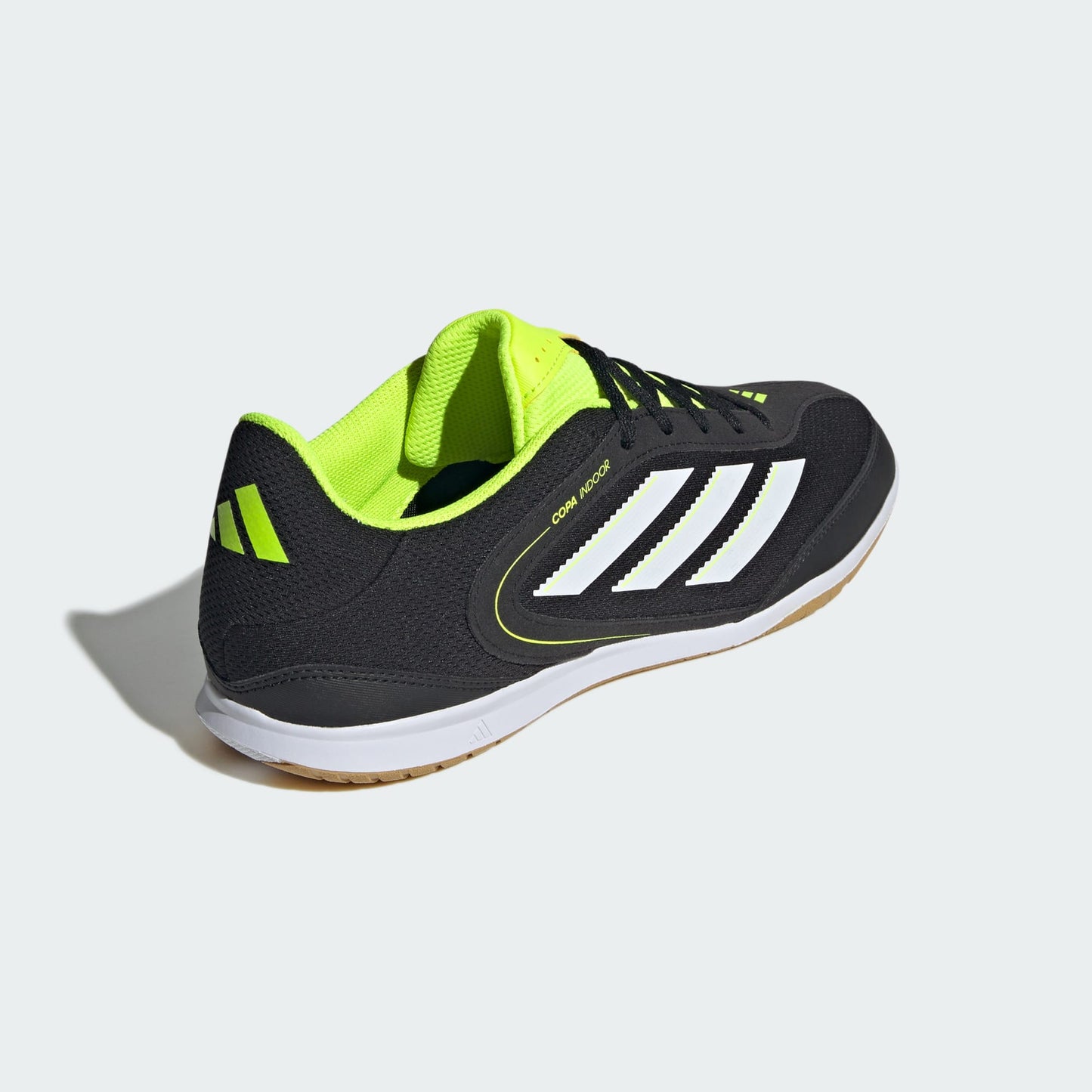 Chuteira Adidas Copa Court Club Futsal