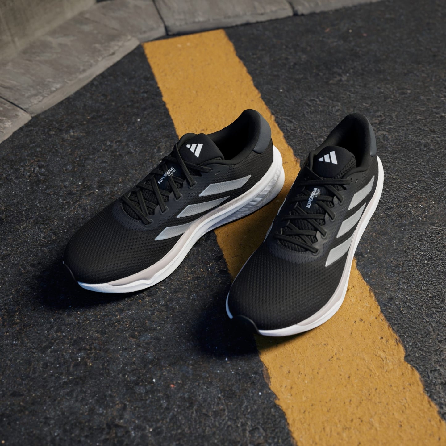 Tênis Adidas Supernova Stride Masculino