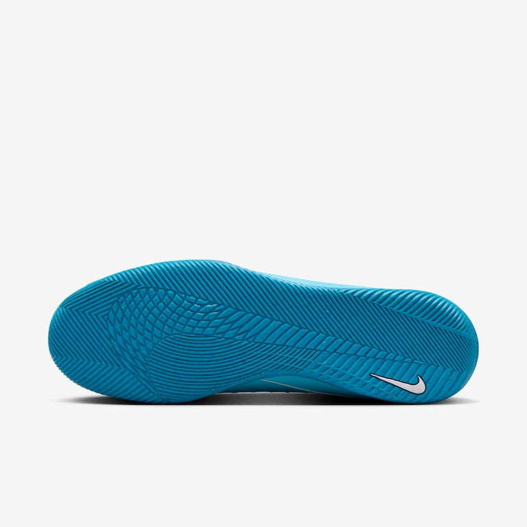 Chuteira Nike Phantom GX II Club Futsal