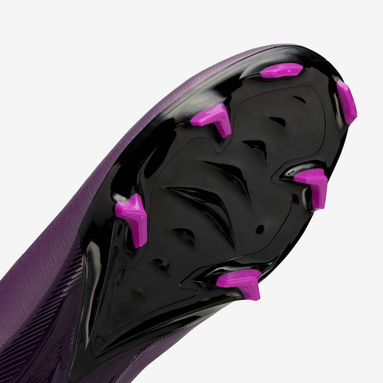 Chuteira Nike Zoom Vapor 16 Pro Kylian Mbappé Campo