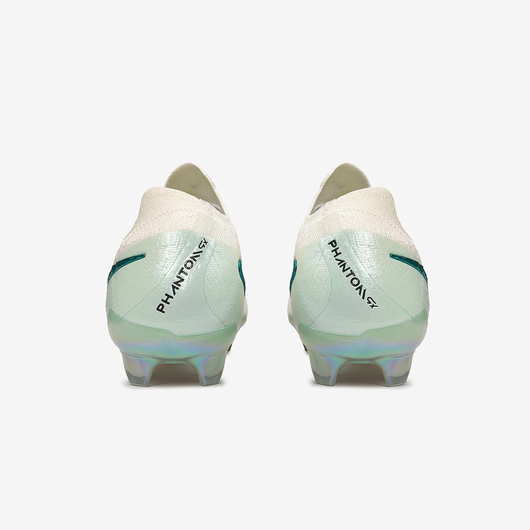 Chuteira Nike Phantom GX II Elite Campo