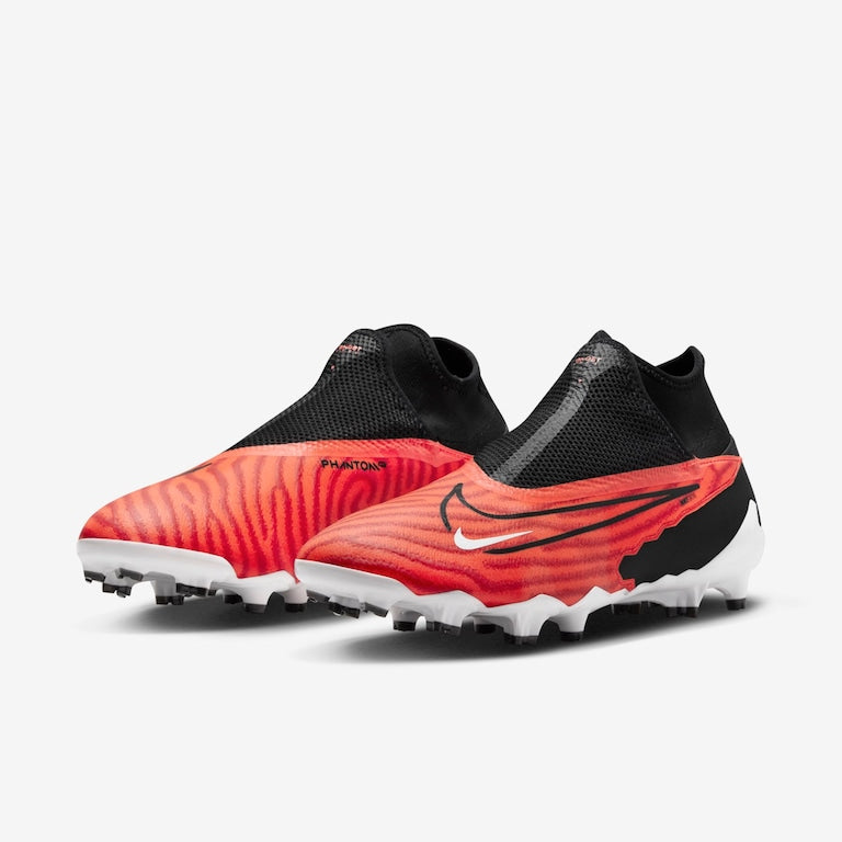 Chuteira Nike Phantom GX Pro Dynamic Fit Campo