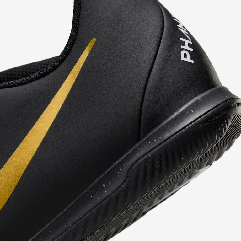 Chuteira Nike Phantom GX II Club Futsal