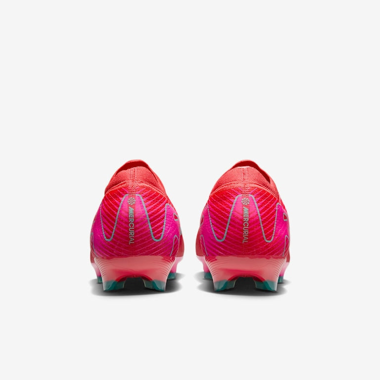 Chuteira Nike Zoom Mercurial Vapor 16 Pro Campo