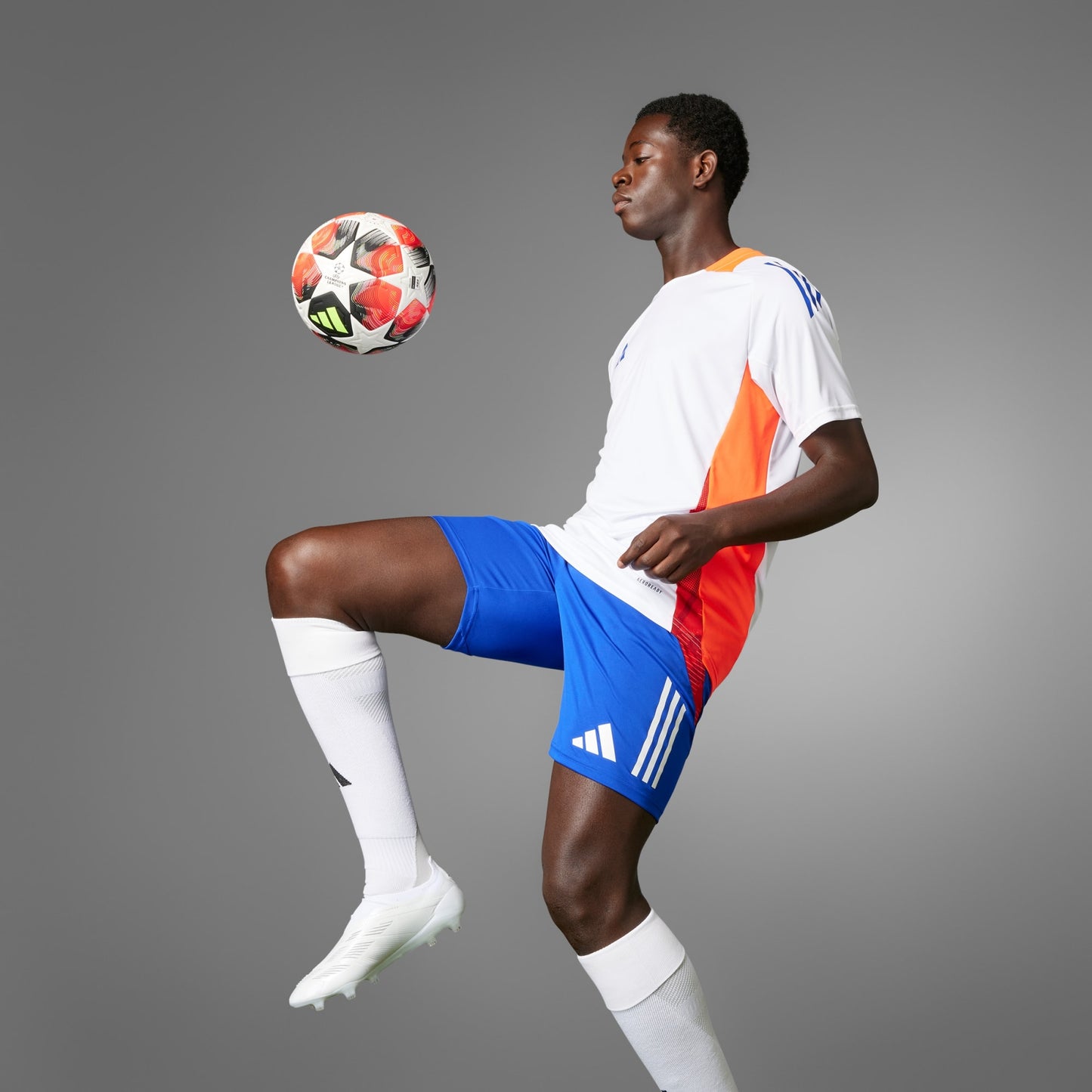 Bola Adidas Fired Up