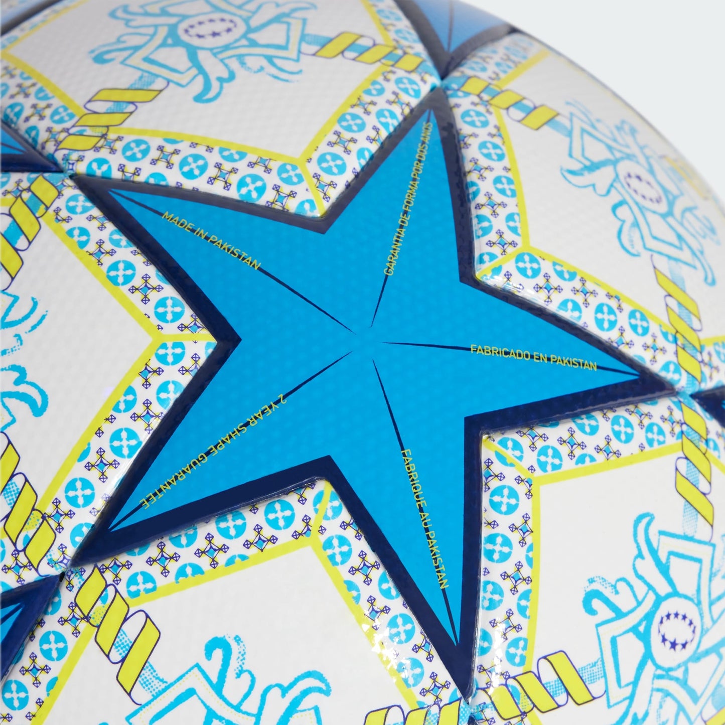 Bola Adidas Pro da fase eliminatória da Liga dos Campeões Feminina da UEFA 24/25