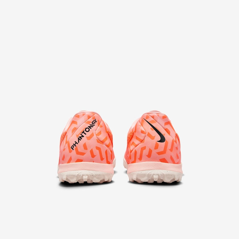 Chuteira Nike Phantom GX Academy Society