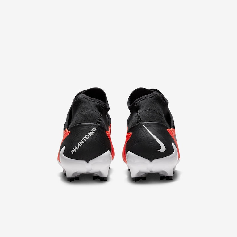 Chuteira Nike Phantom GX Pro Dynamic Fit Campo