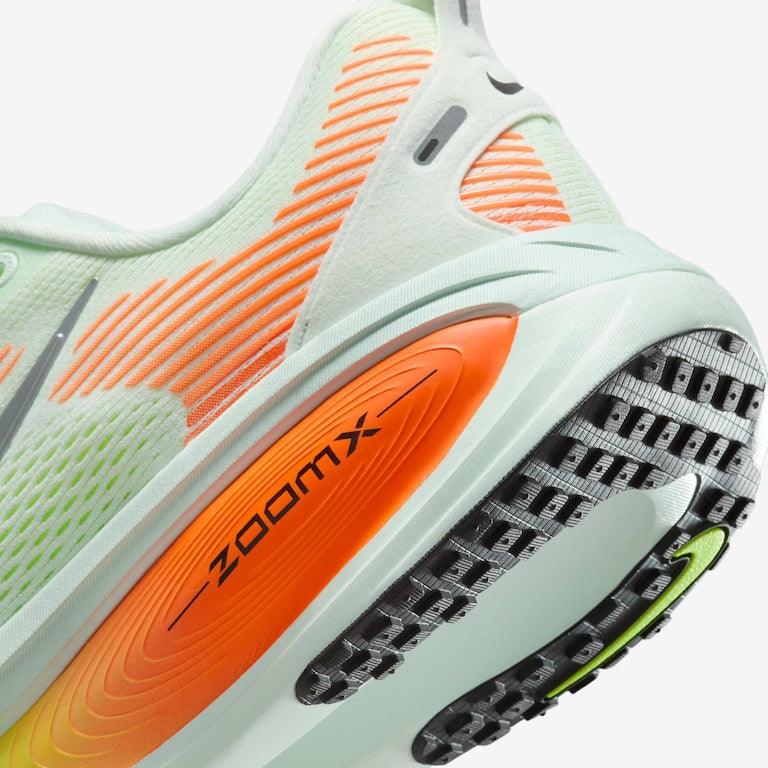 Tênis Nike Vomero 18 Masculino