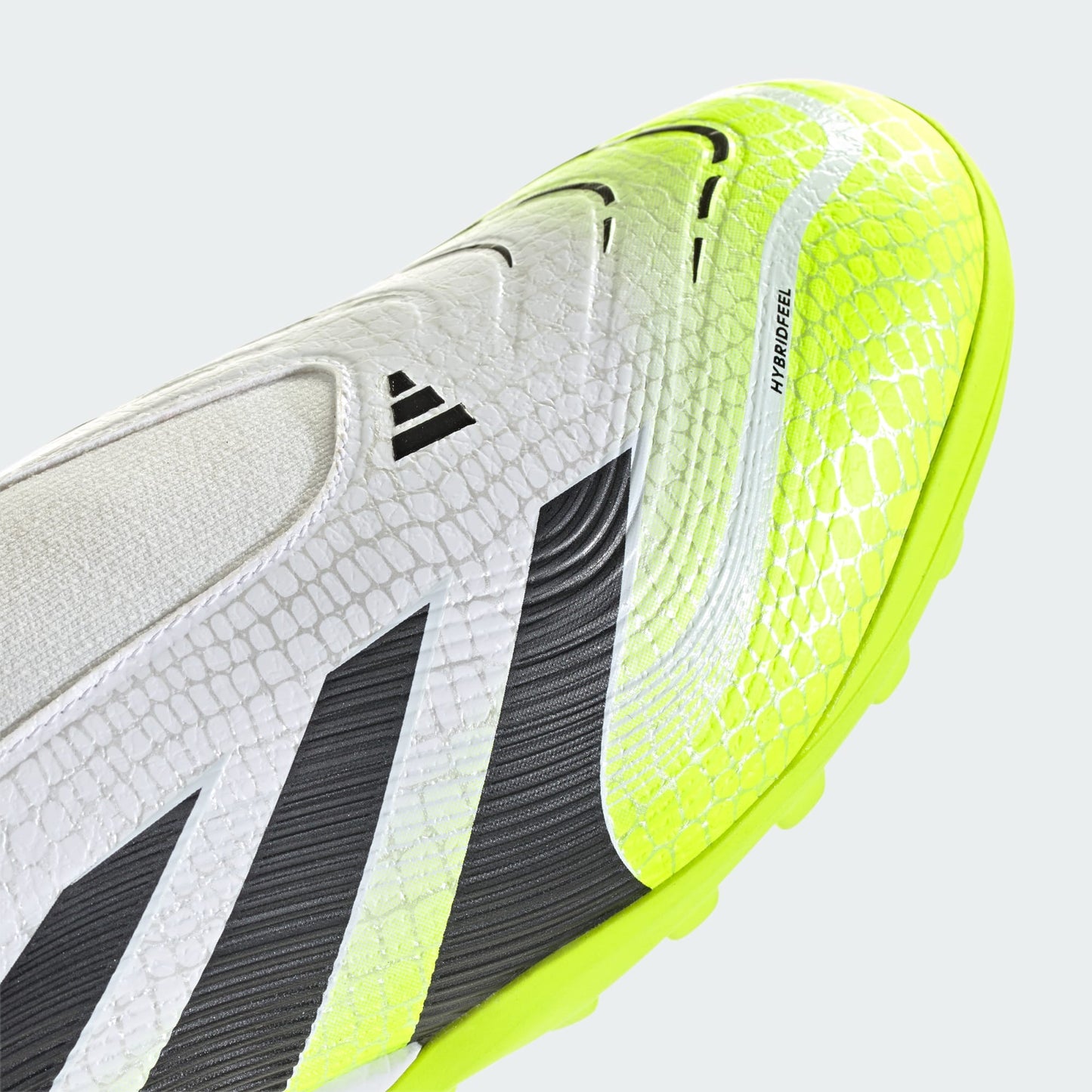 Chuteira Adidas Sem Cadarços Predator League Society